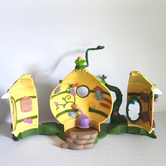 Disney Fairies 2006 Tinker Bell Tea Kettle Playhouse - Picture 4 of 15